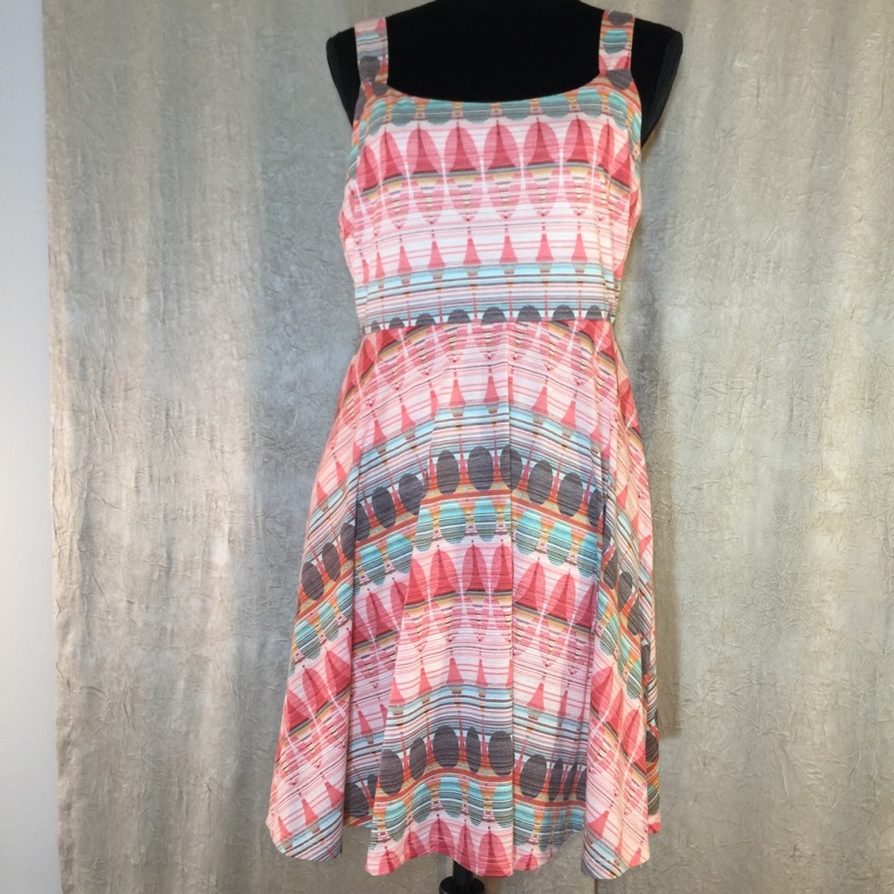 💕NWT!! Mystree sleeveless boho print dress